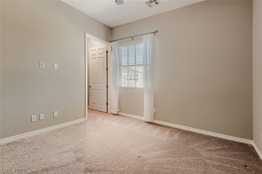 488 Sterling Falls Avenue Property Photo 23