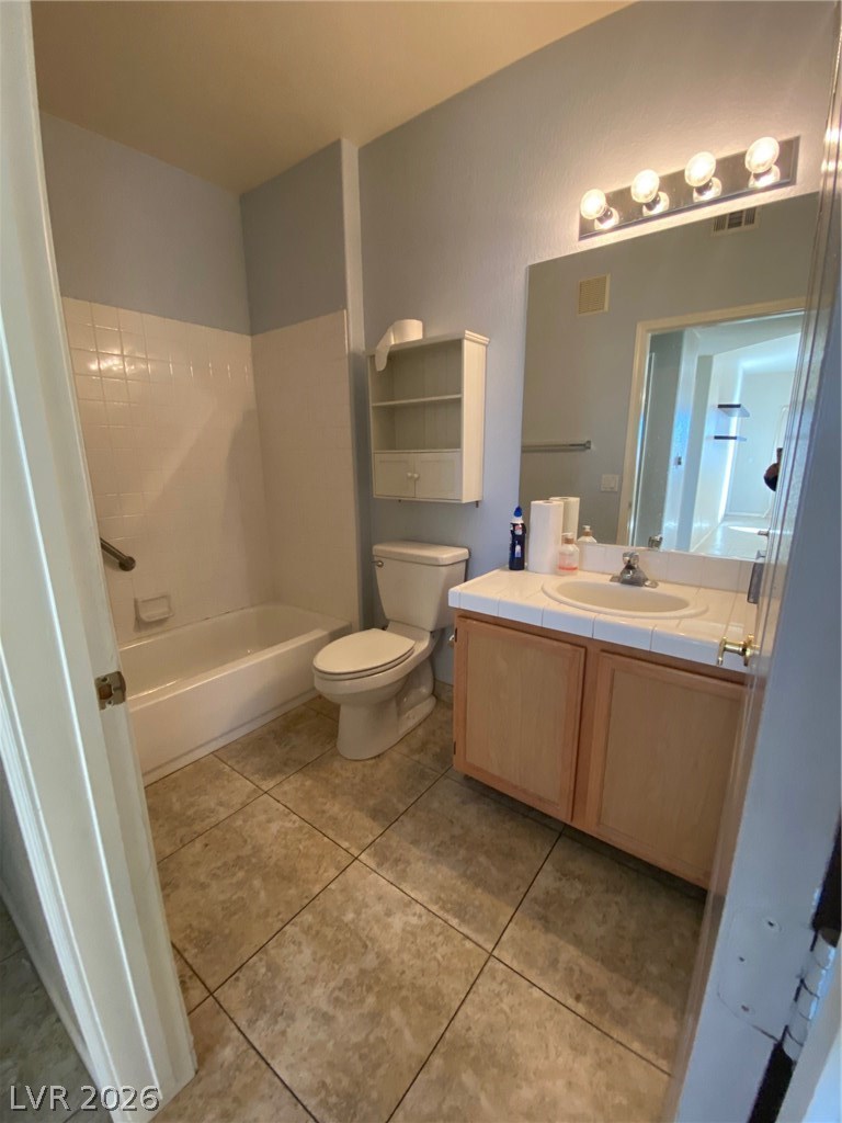 1050 East Cactus Avenue 1080 Property Photo 15