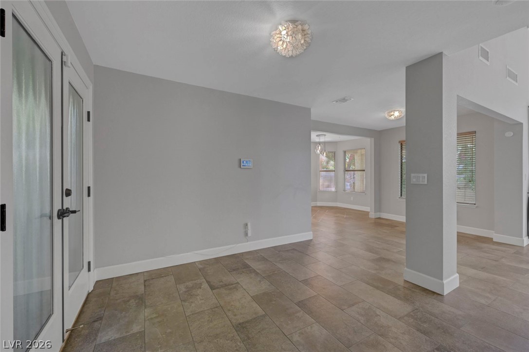 5253 Drifting Sands Court Property Photo 12