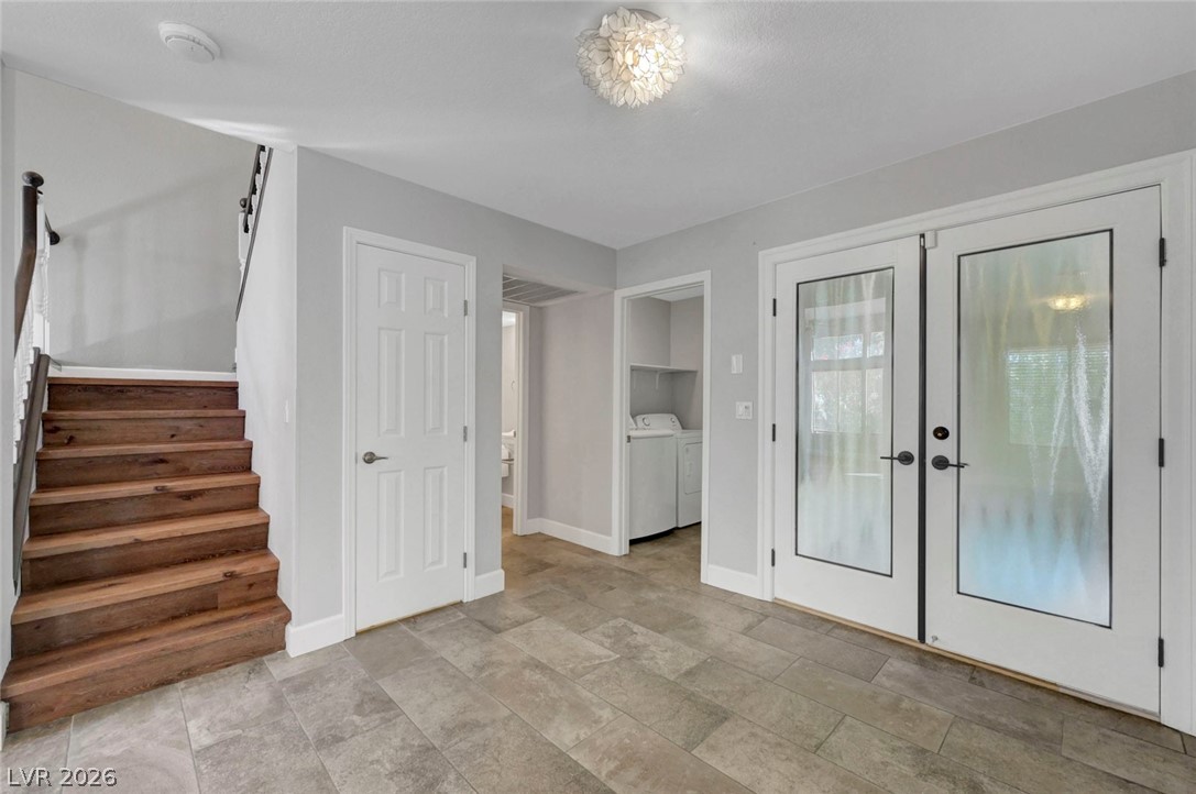 5253 Drifting Sands Court Property Photo 13