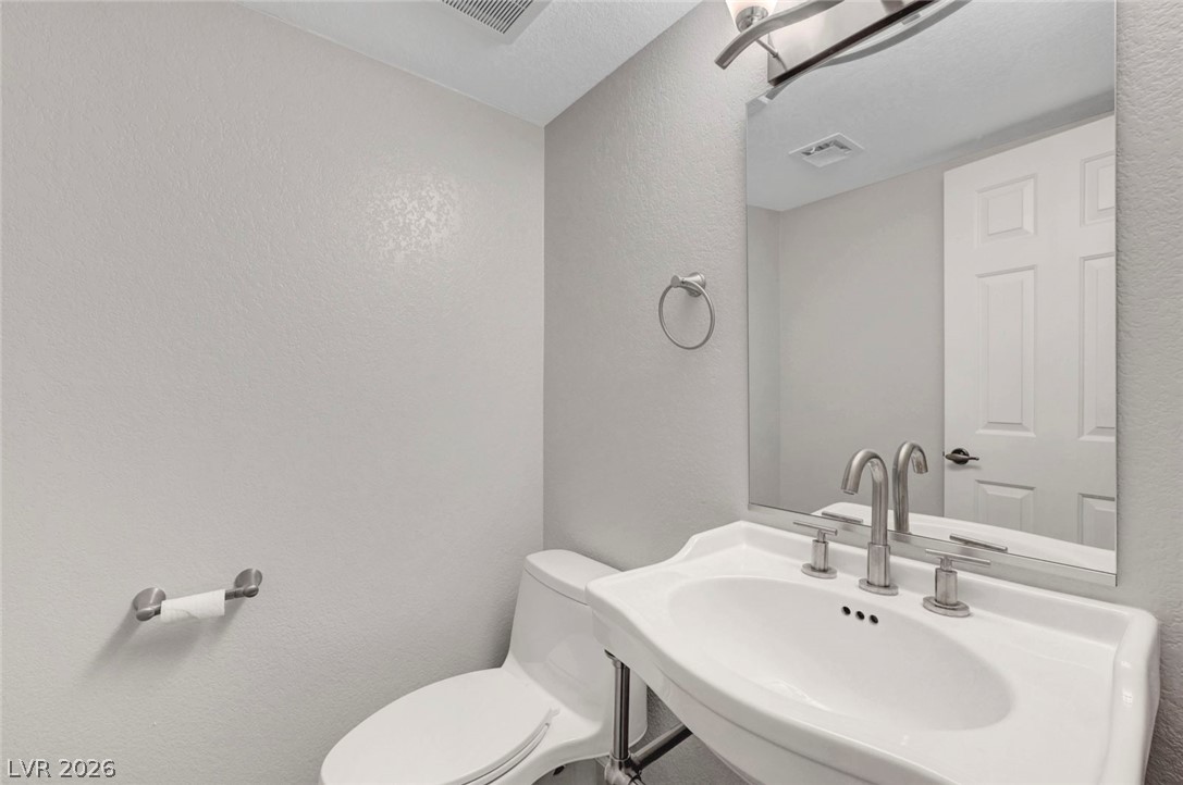 5253 Drifting Sands Court Property Photo 29