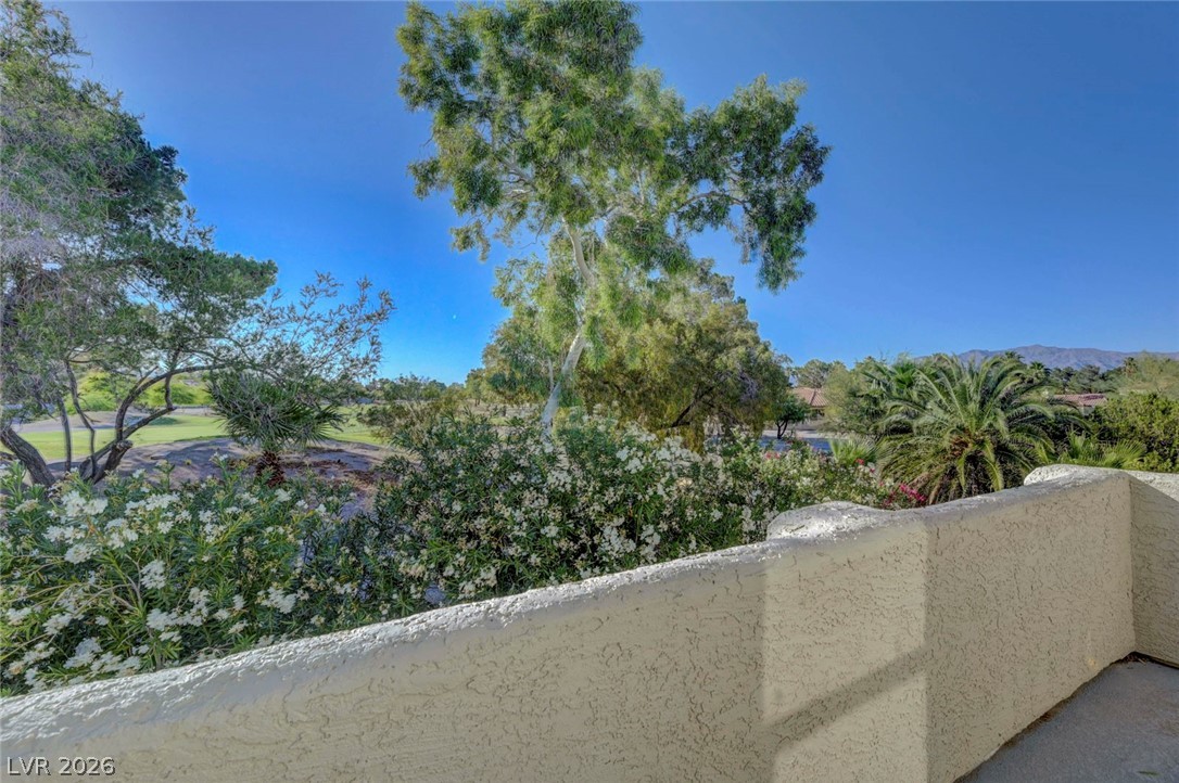 5253 Drifting Sands Court Property Photo 37