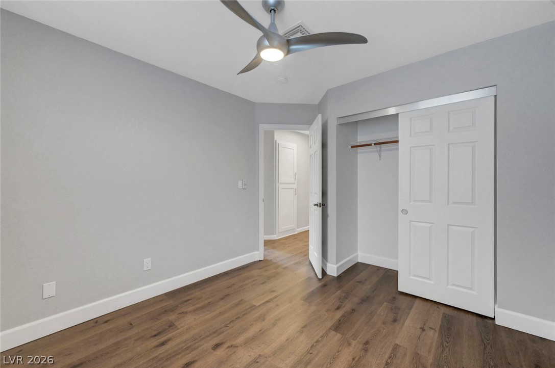 5253 Drifting Sands Court Property Photo 45