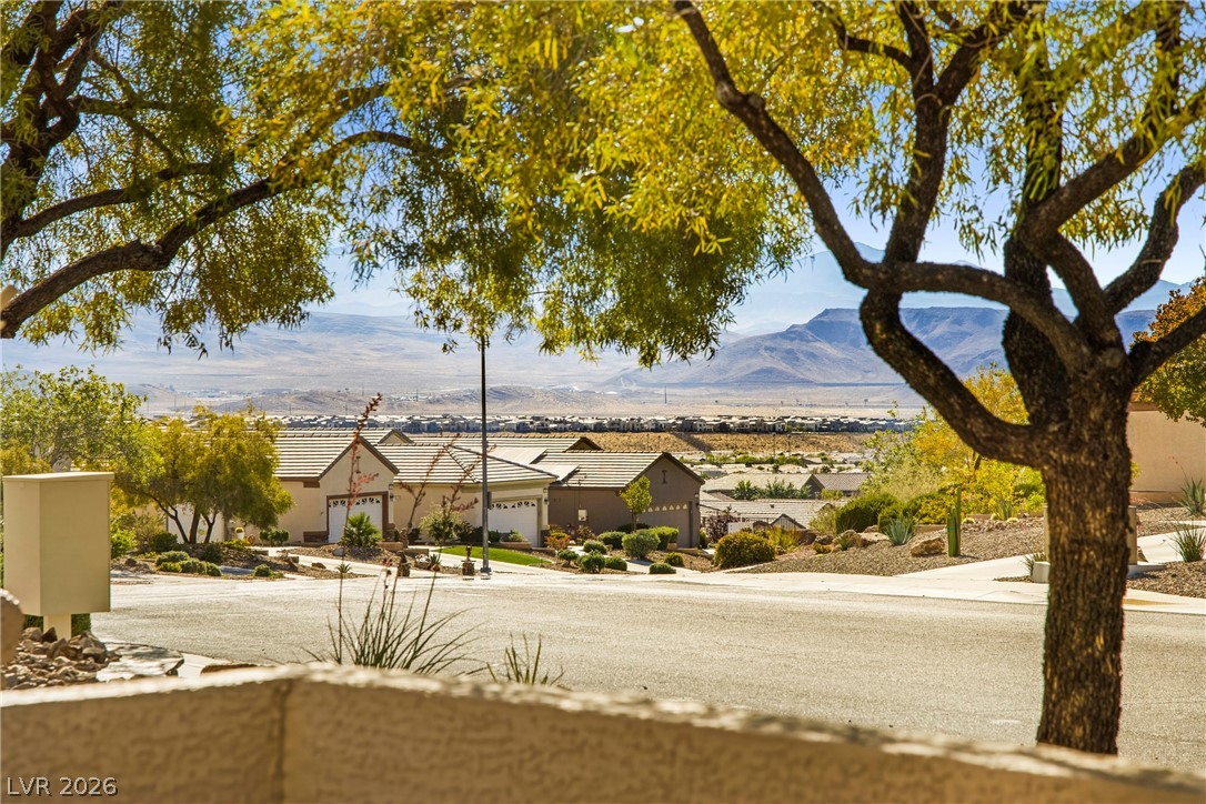 2635 Solera Moon Drive Property Photo 5