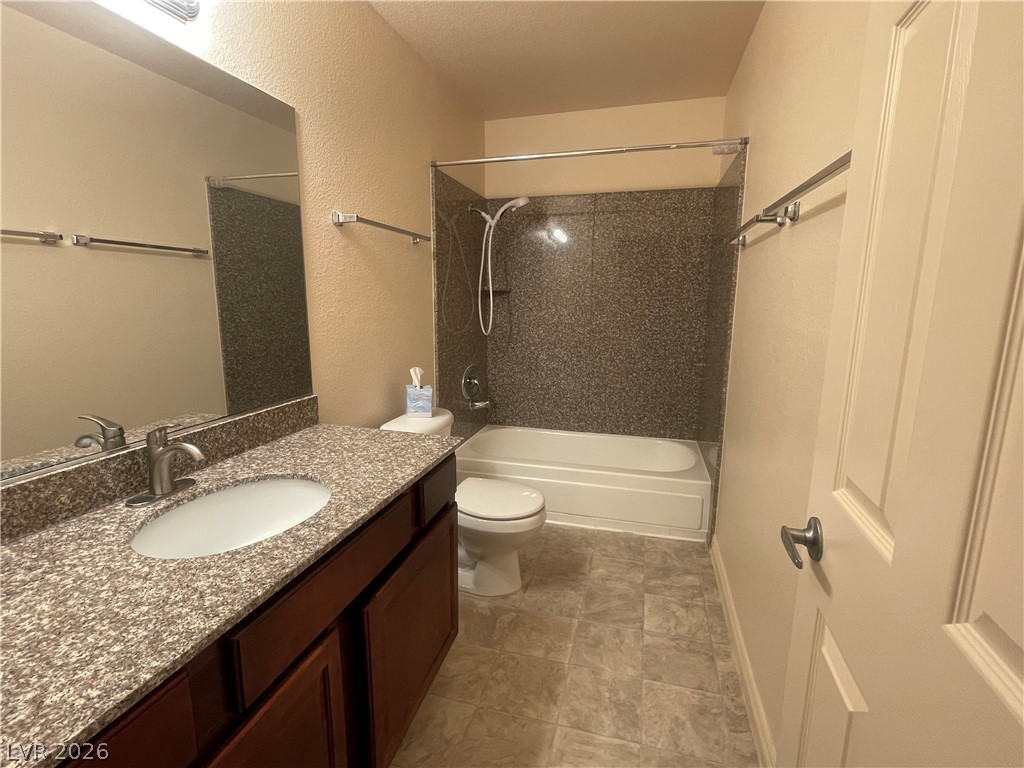 5350 River Glen Drive 306 Property Photo 7