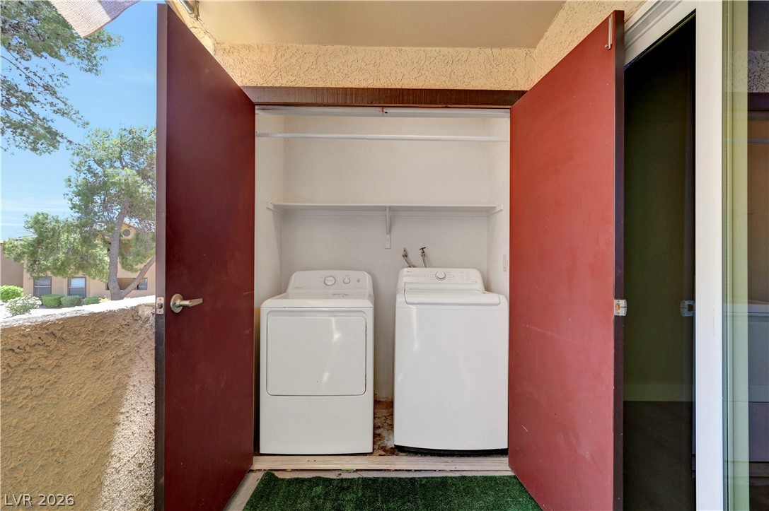 2451 North Rainbow Boulevard 2073 Property Photo 14