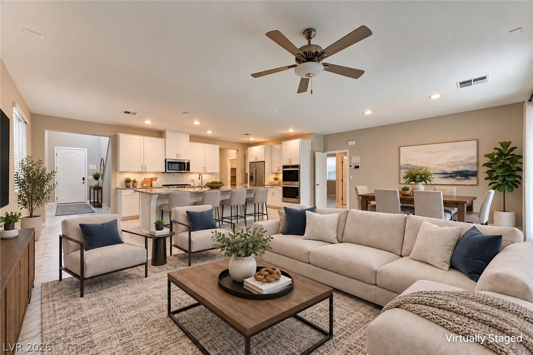 7527 Ardenno Street Property Photo 4