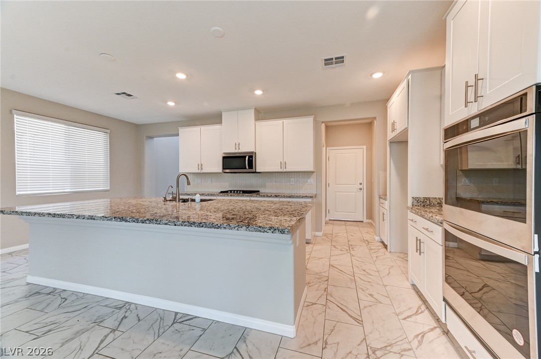 7527 Ardenno Street Property Photo 7