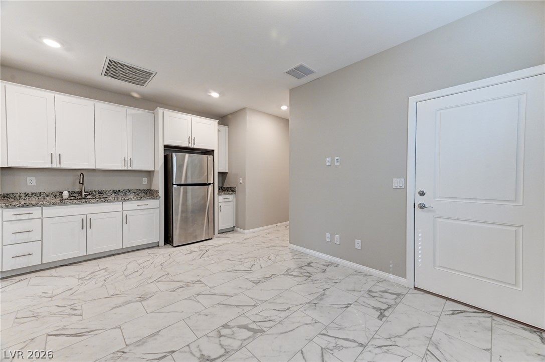 7527 Ardenno Street Property Photo 40