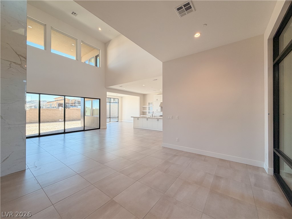 10761 Canyon Bloom Drive Property Photo 8