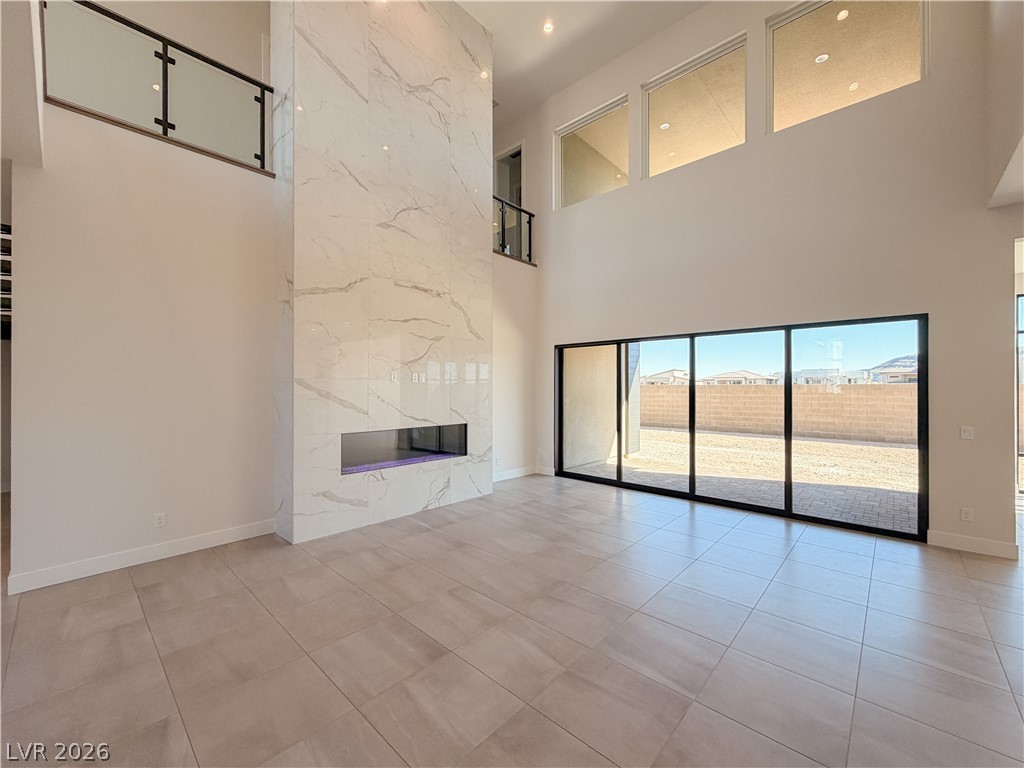 10761 Canyon Bloom Drive Property Photo 9