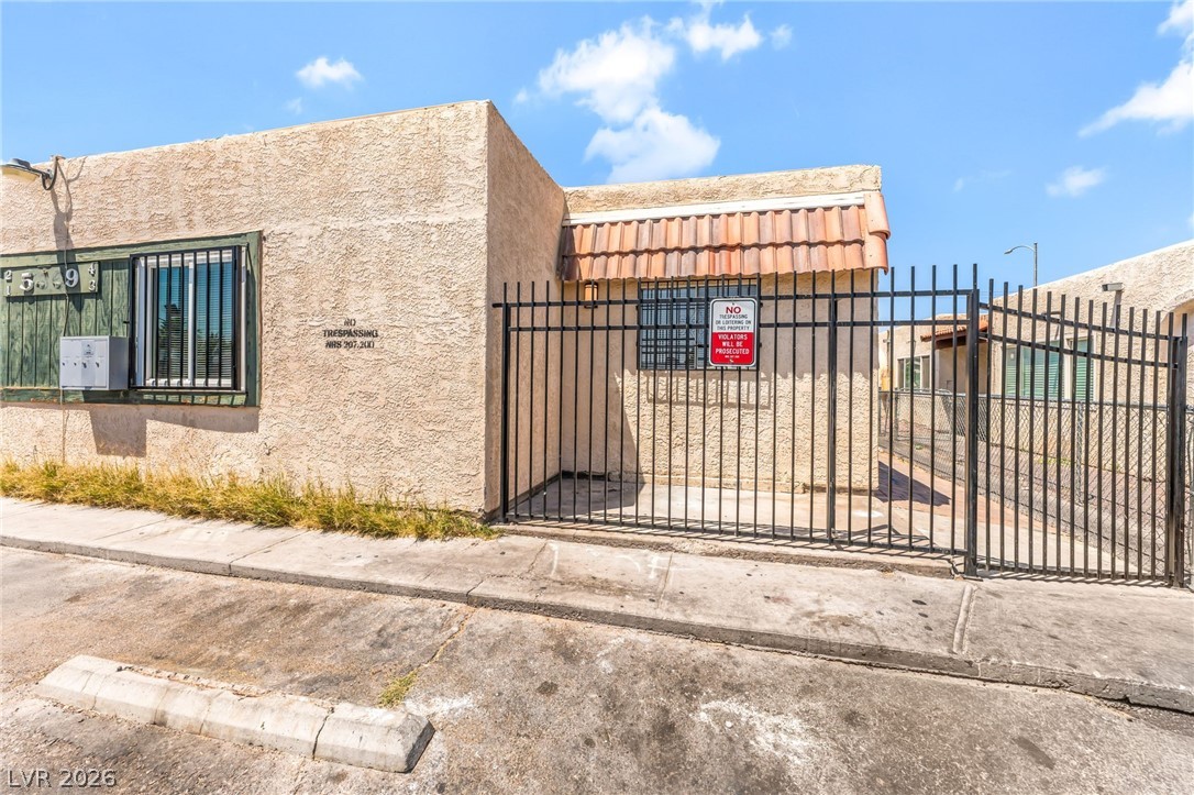 5309 West Cheyenne Avenue 3 Property Photo 3
