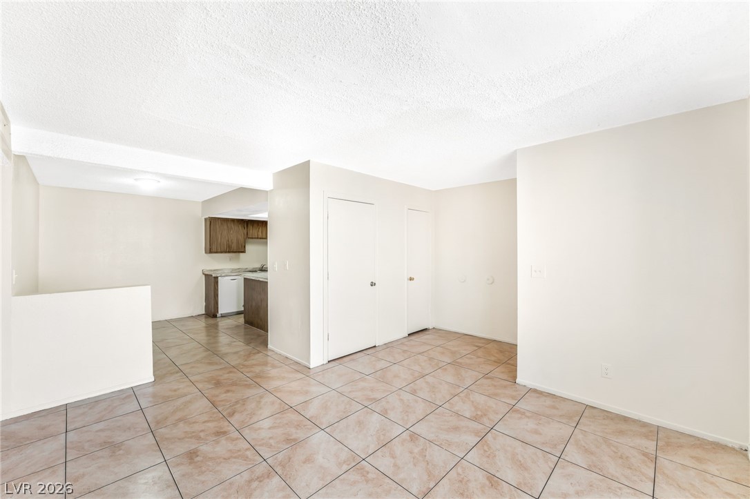 5309 West Cheyenne Avenue 3 Property Photo 5