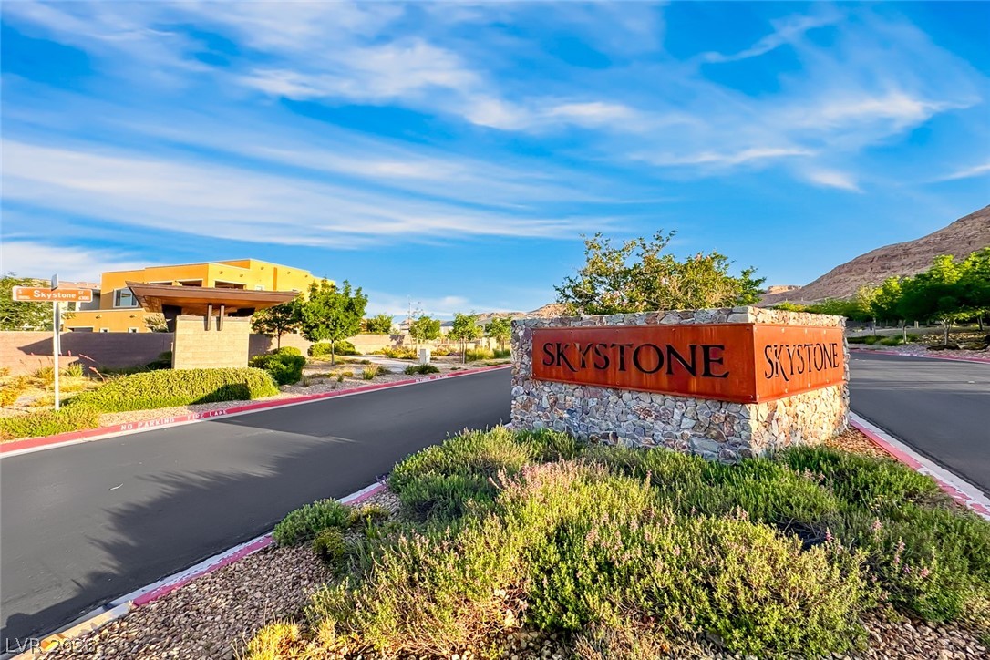 10314 Apache Blue Avenue Property Photo 60