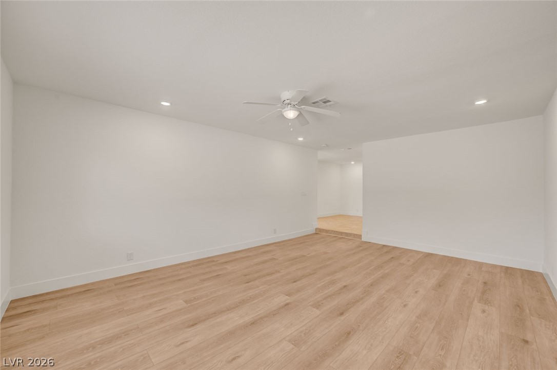 3768 East Russell Road Property Photo 18