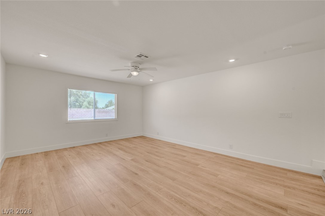 3768 East Russell Road Property Photo 19