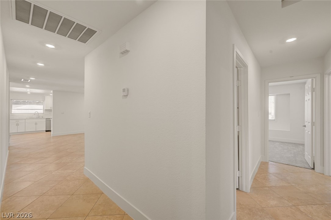 3768 East Russell Road Property Photo 33