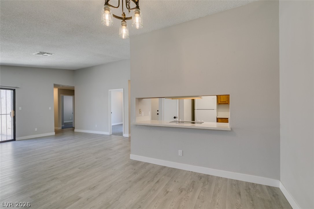 3355 Racquet Street Property Photo 11