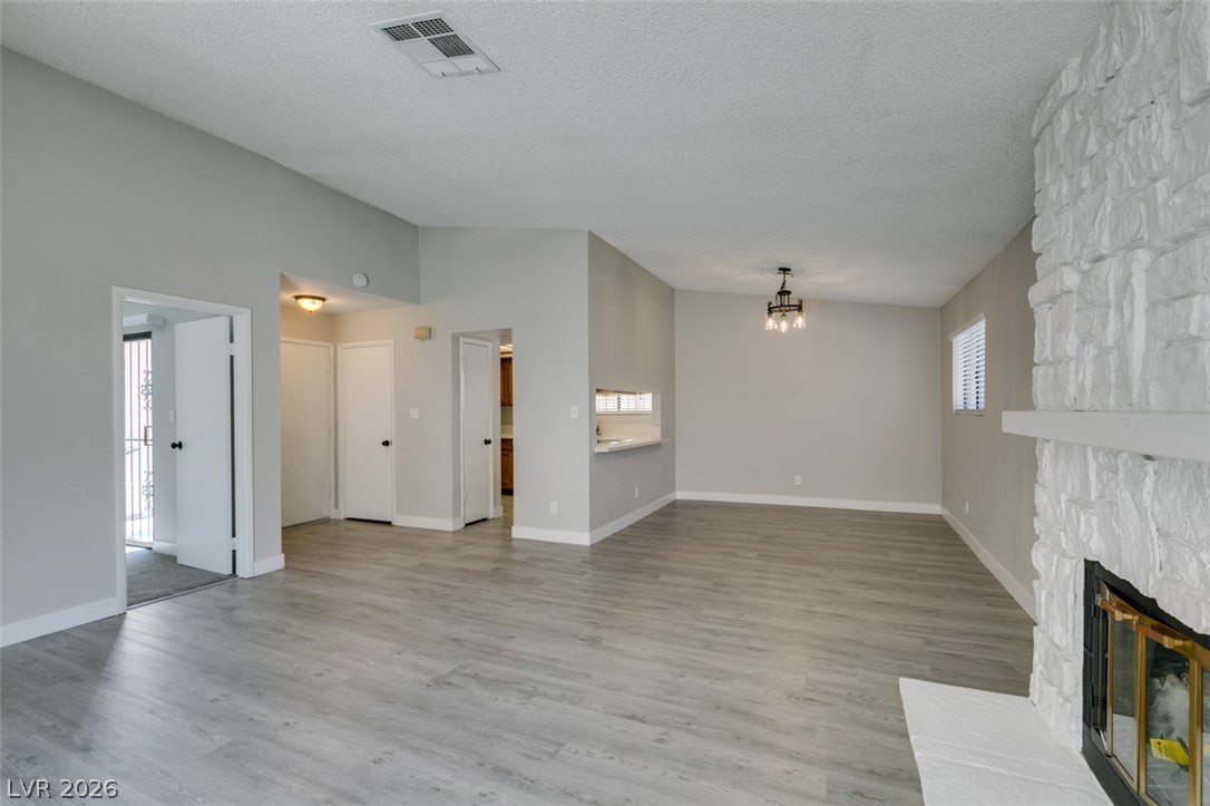 3355 Racquet Street Property Photo 22
