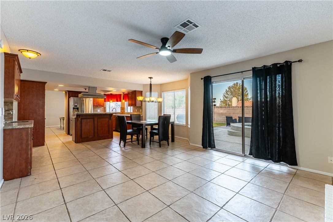 7384 Edgewater Lane Property Photo 8