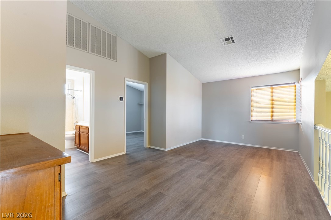 7384 Edgewater Lane Property Photo 12