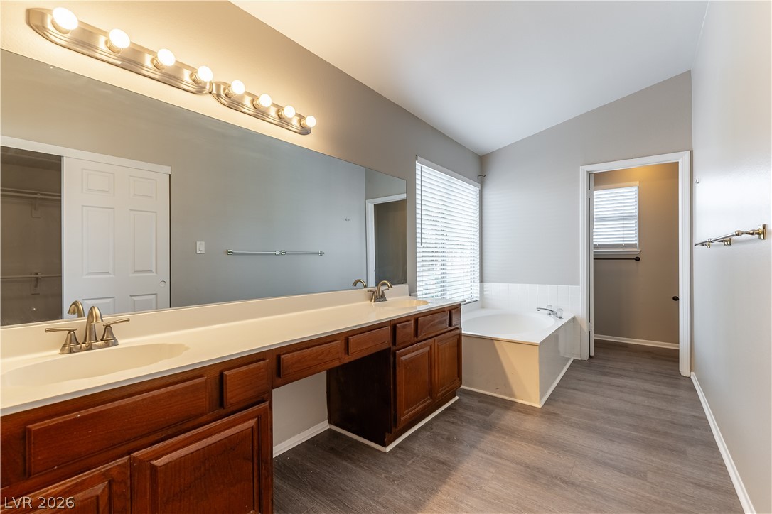 7384 Edgewater Lane Property Photo 14