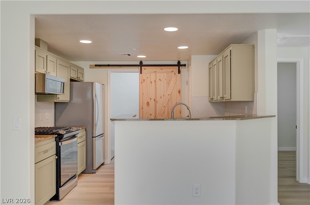 9975 Peace Way 2099 Property Photo 10
