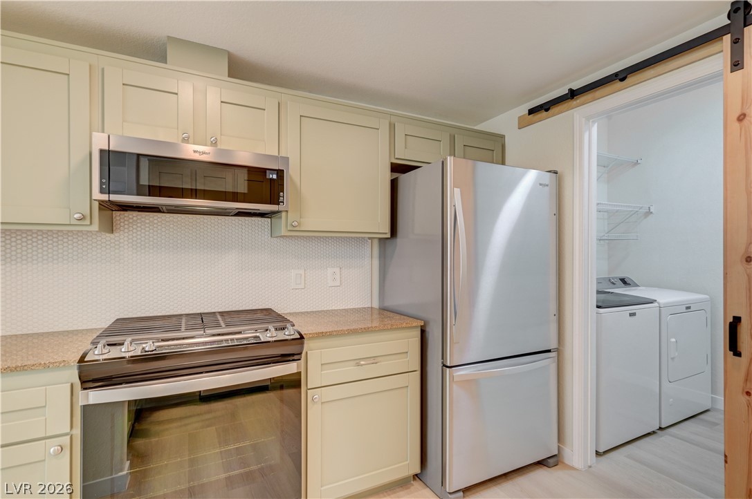 9975 Peace Way 2099 Property Photo 15