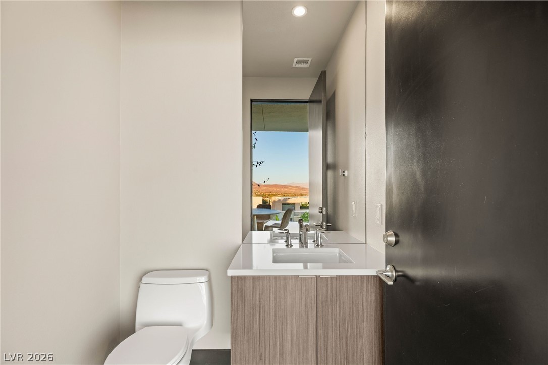 12 Desert Lake Lane Property Photo 42