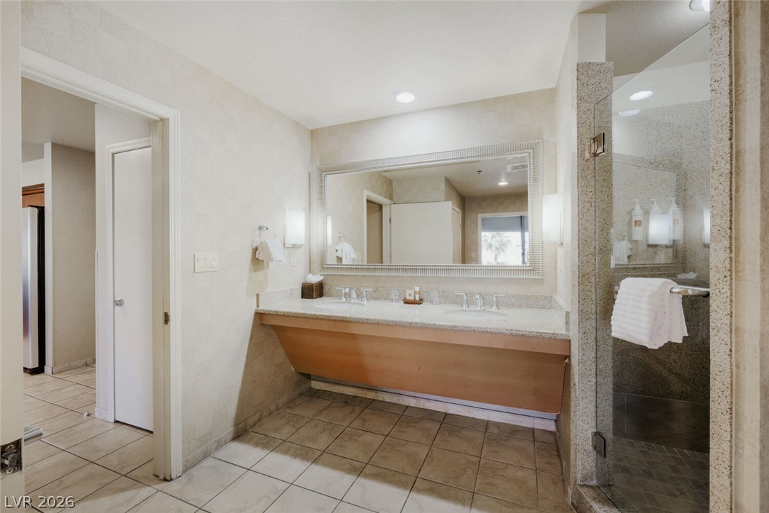 211 East Flamingo Road 209 Property Photo 17