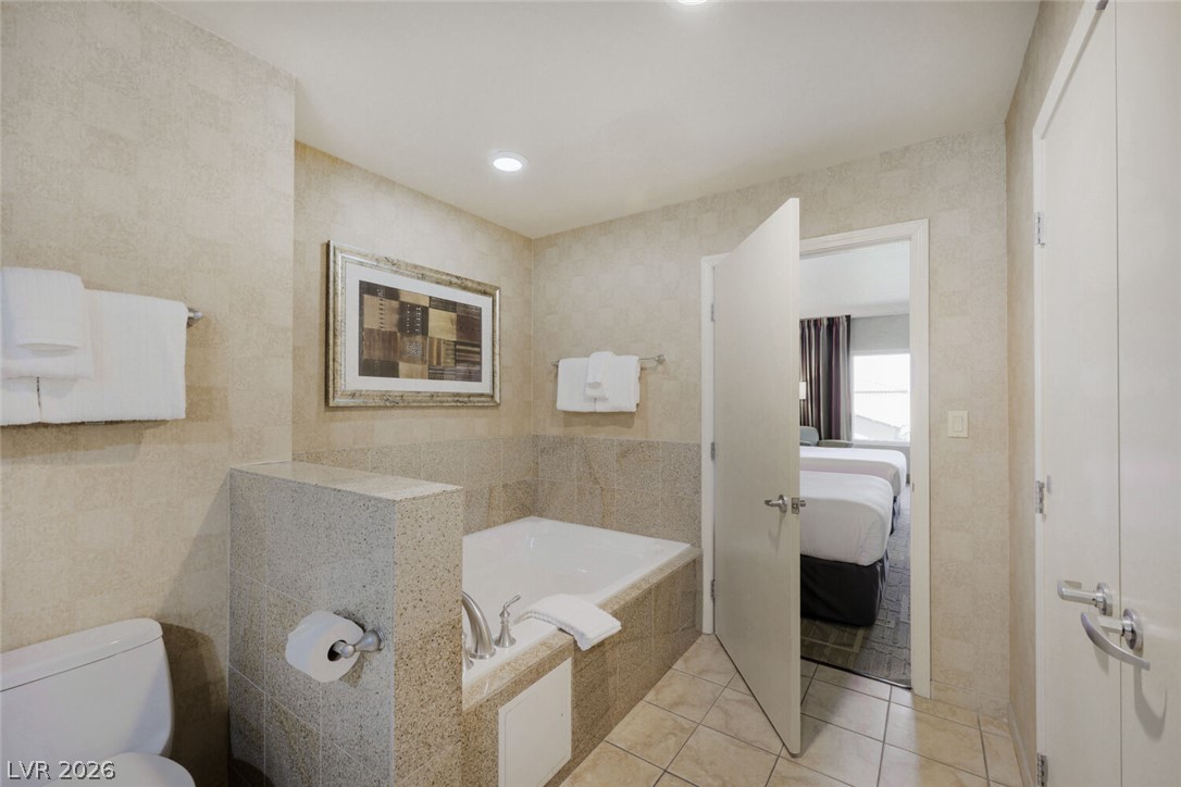 211 East Flamingo Road 209 Property Photo 18