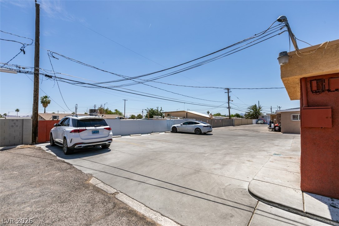 1329 South Eastern Avenue Property Photo 8