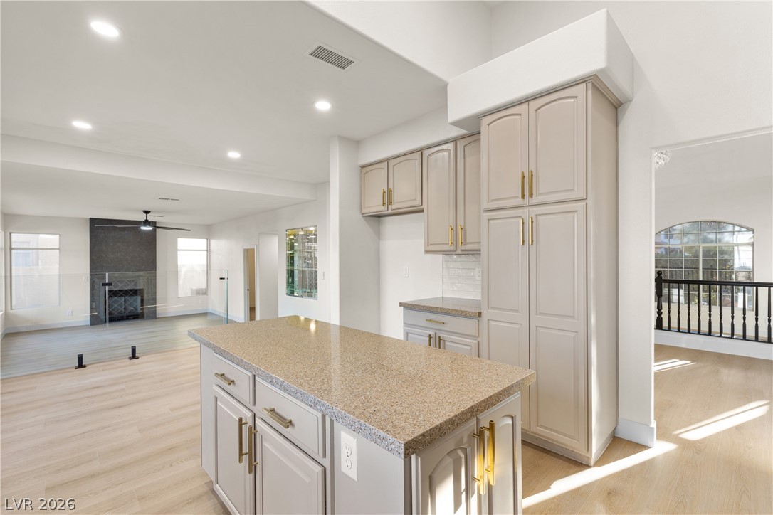 1700 Double Arrow Place Property Photo 16