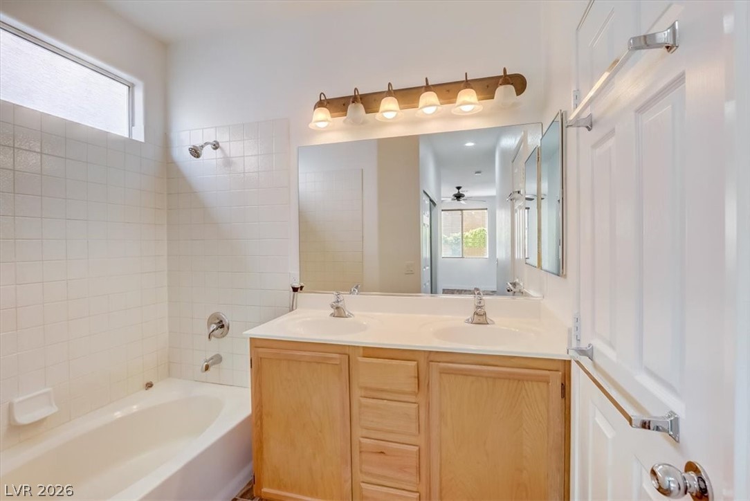 10948 Positano Street Property Photo 21