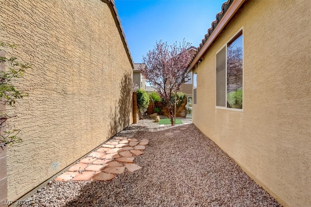 10948 Positano Street Property Photo 26