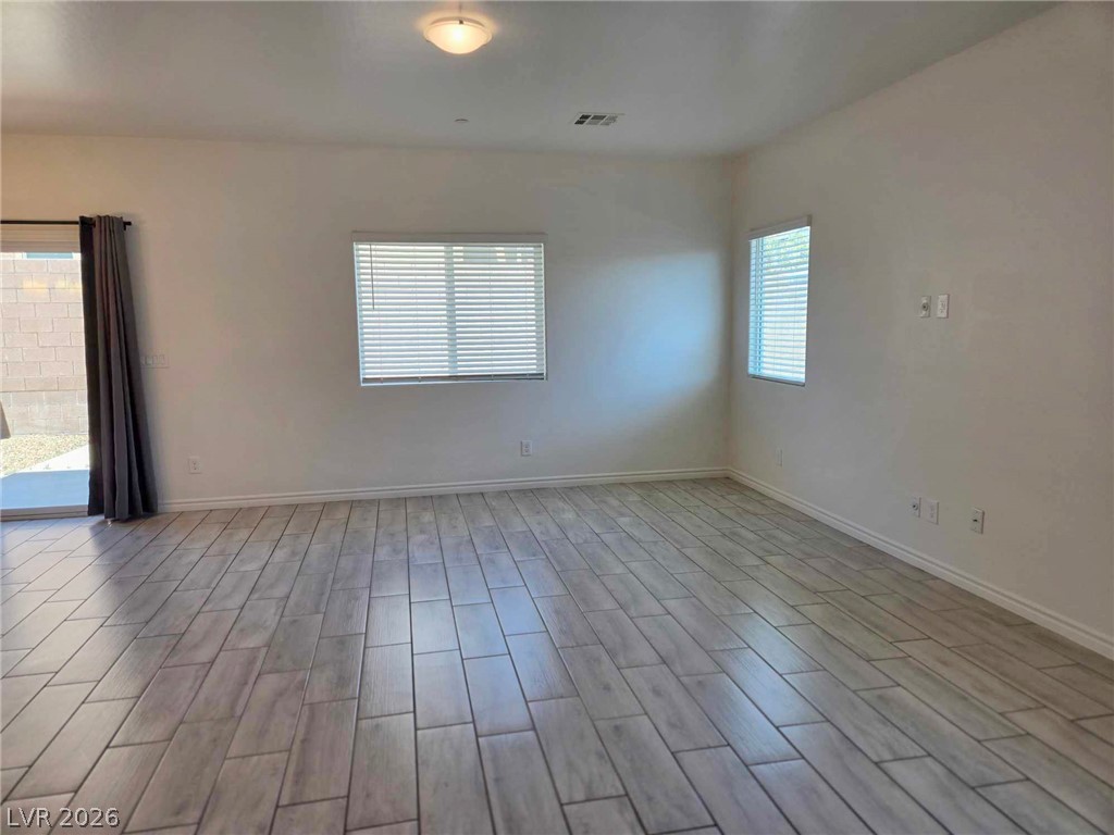 6967 Noah Raven Street Property Photo 9