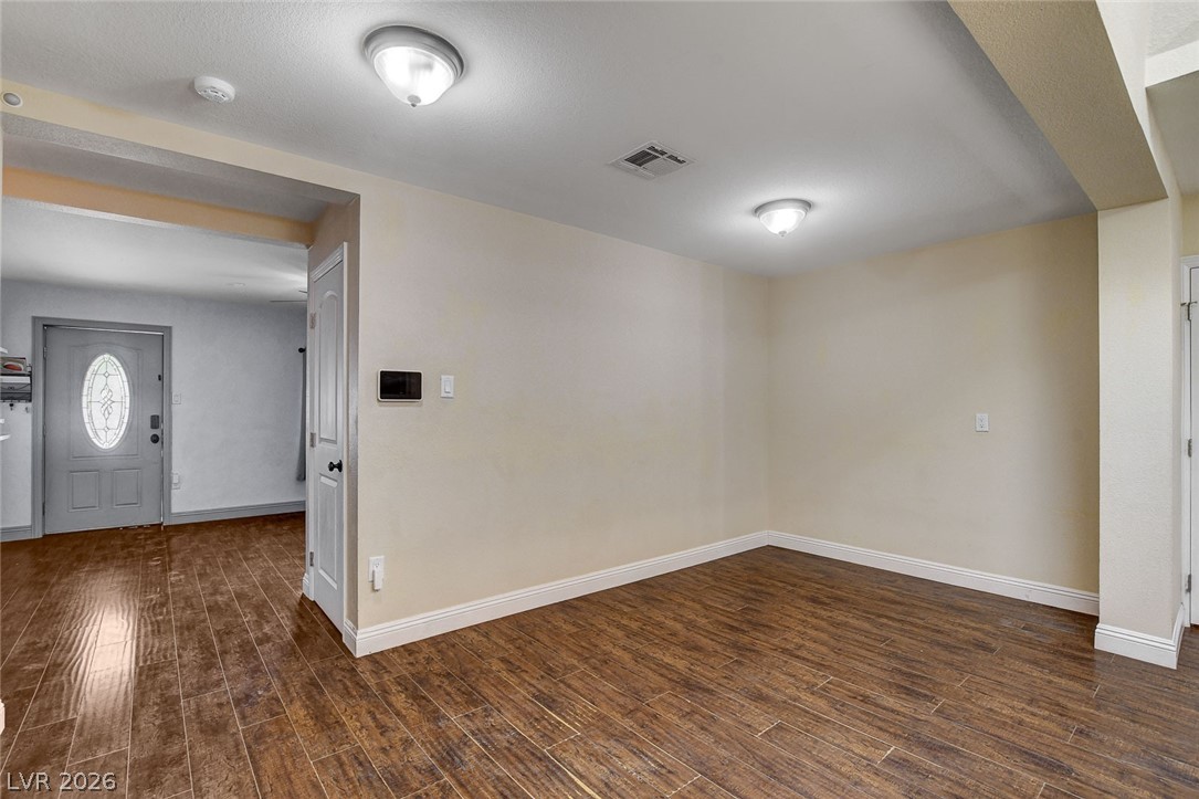 672 8th Street Property Photo 4