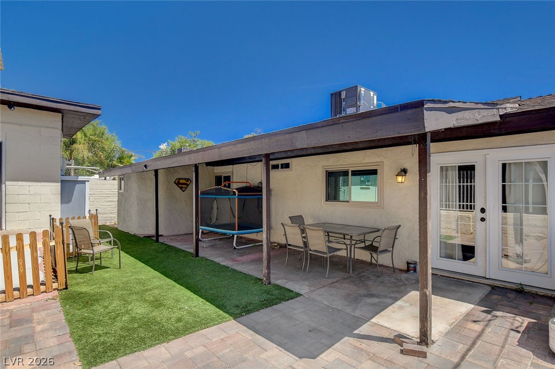 672 8th Street Property Photo 17