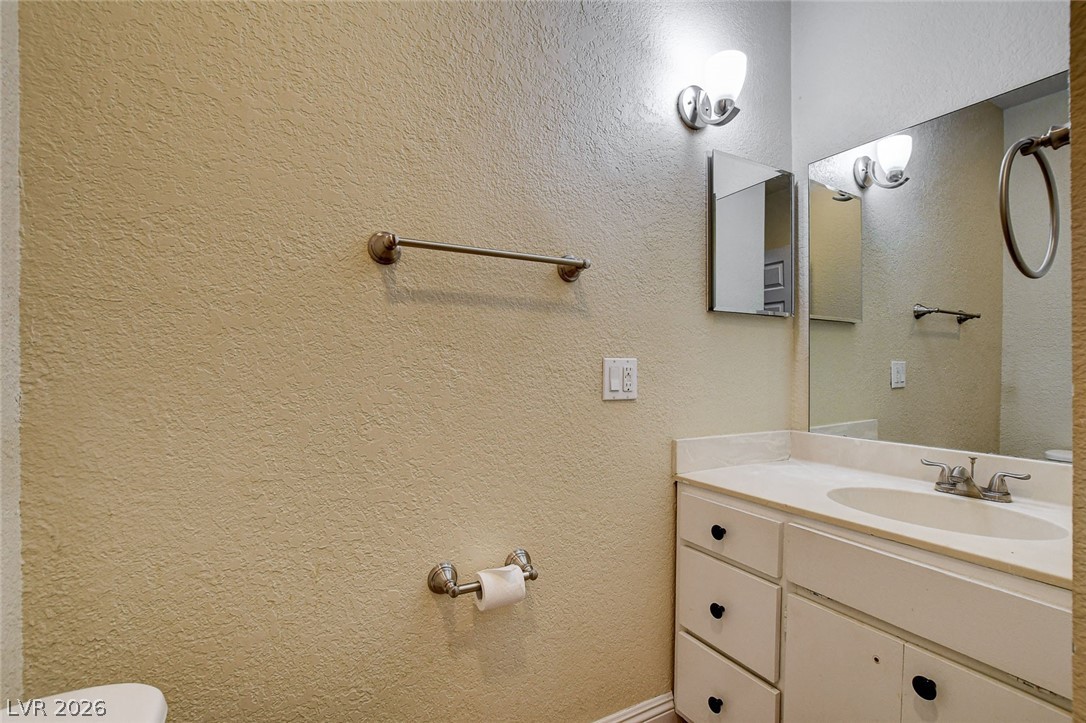 672 8th Street Property Photo 23