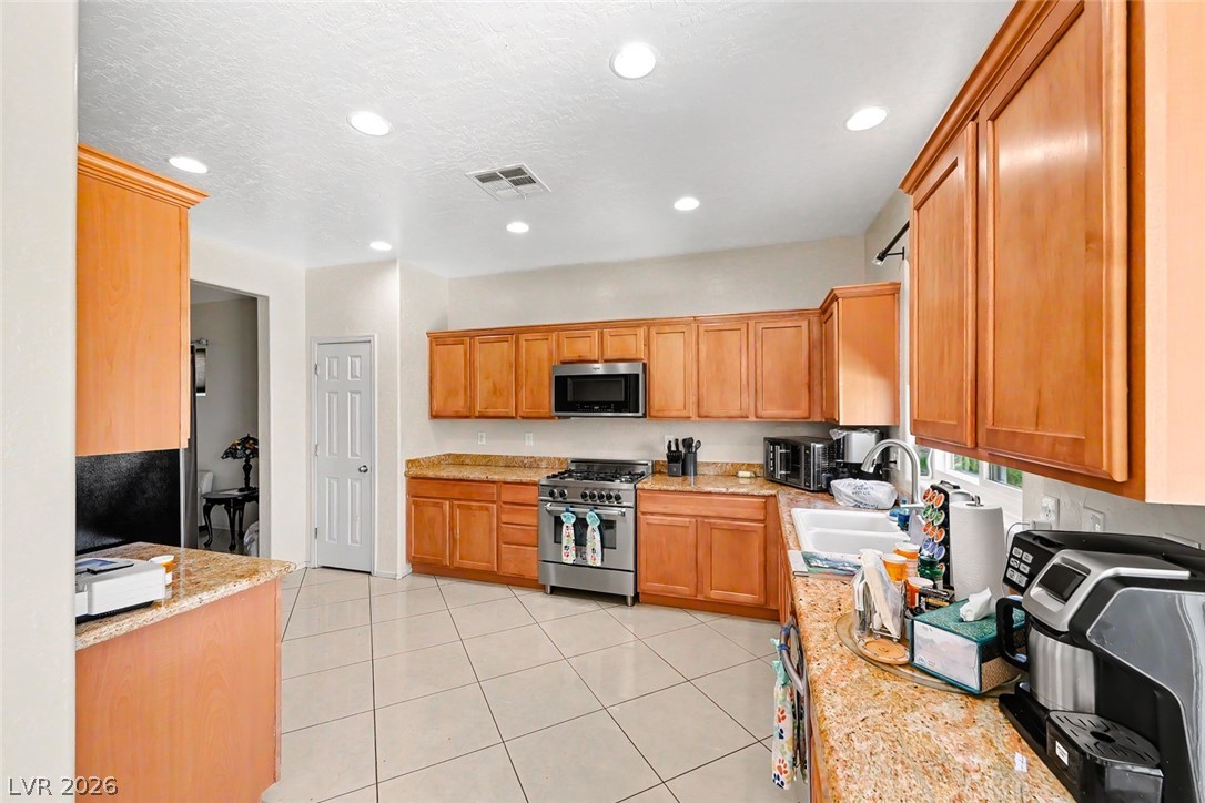2632 Lochleven Way Property Photo 12