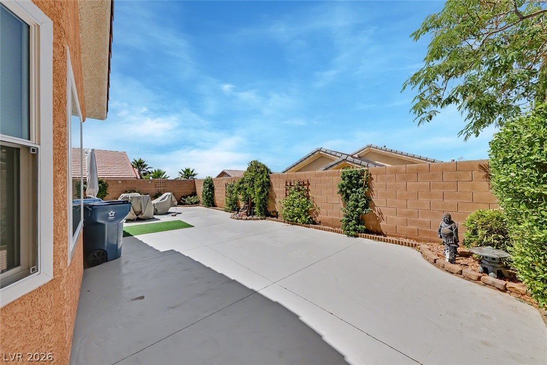 2632 Lochleven Way Property Photo 26
