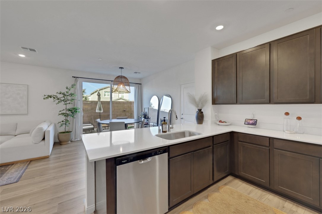 3651 Almada Lane Property Photo 4