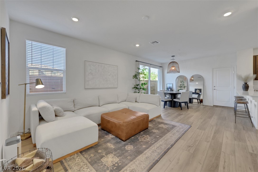 3651 Almada Lane Property Photo 16