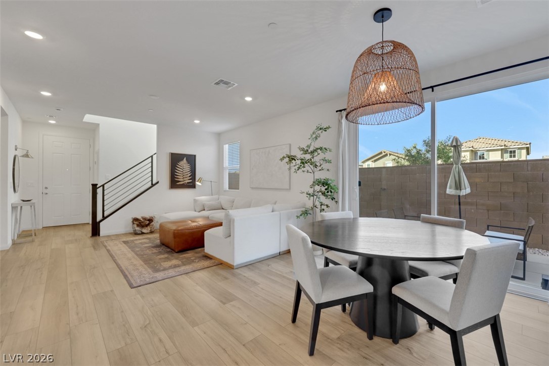3651 Almada Lane Property Photo 18