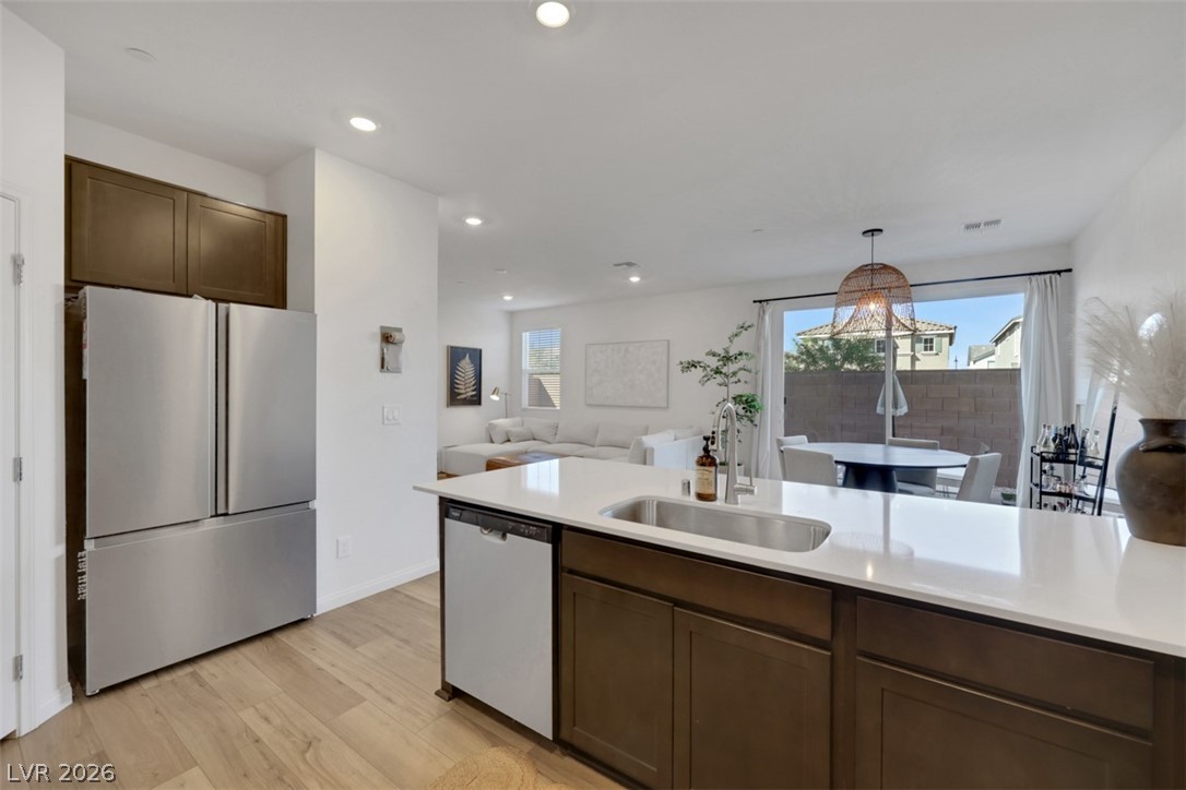 3651 Almada Lane Property Photo 23