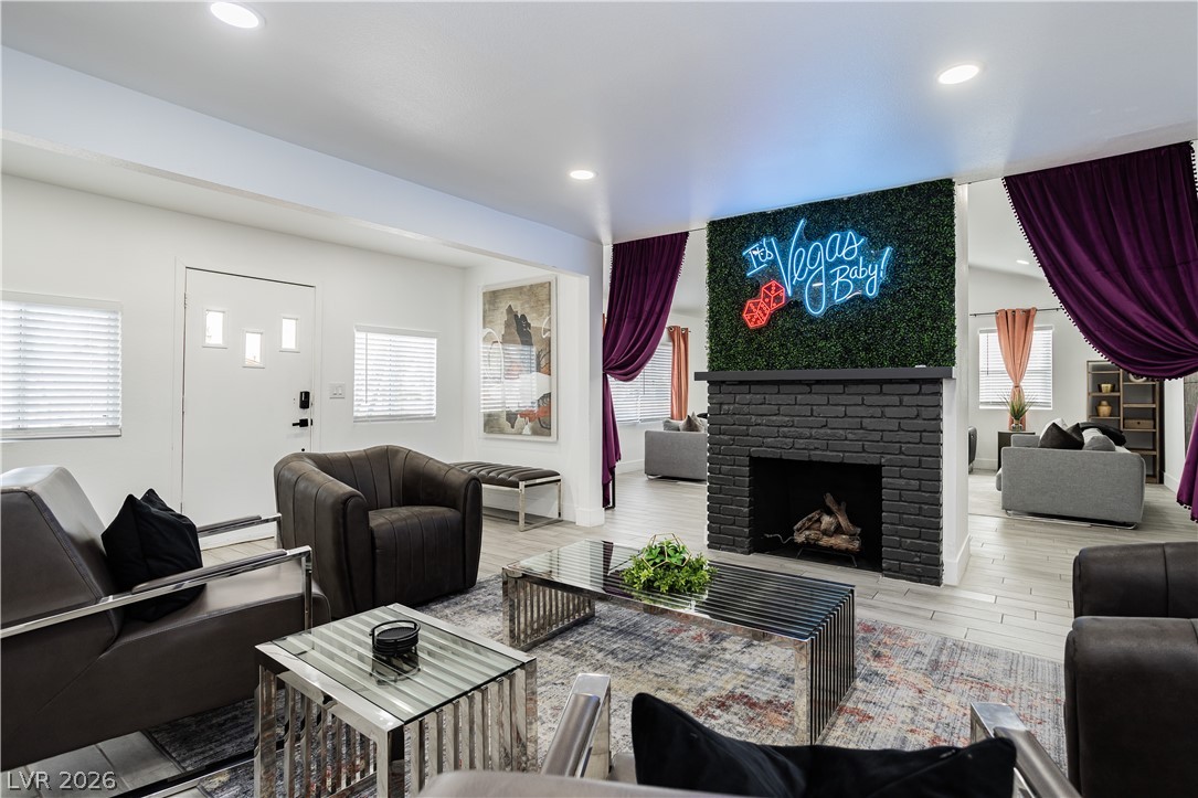 1913 Birch Street Property Photo 1