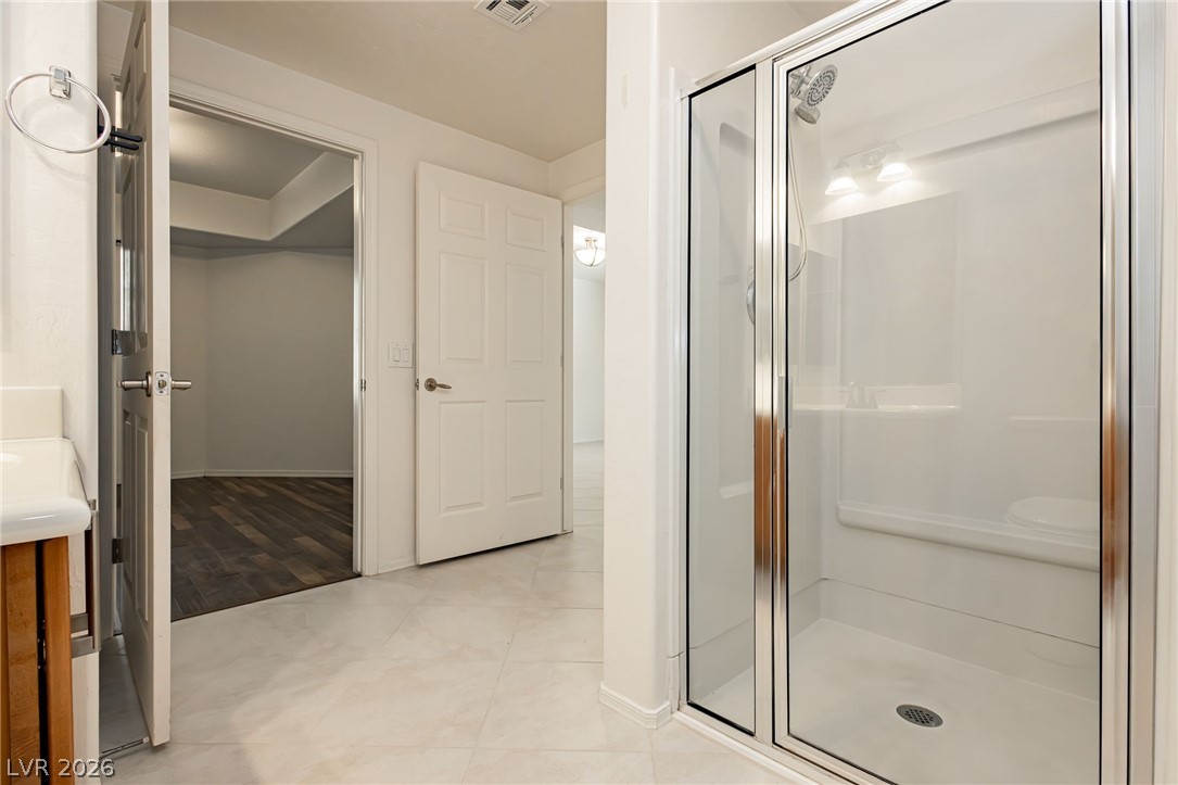 6868 Sky Pointe Drive 1084 Property Photo 17