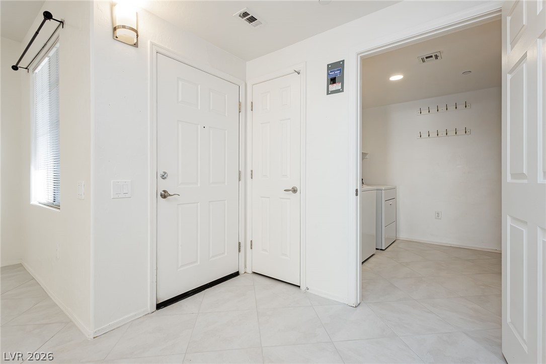 6868 Sky Pointe Drive 1084 Property Photo 18