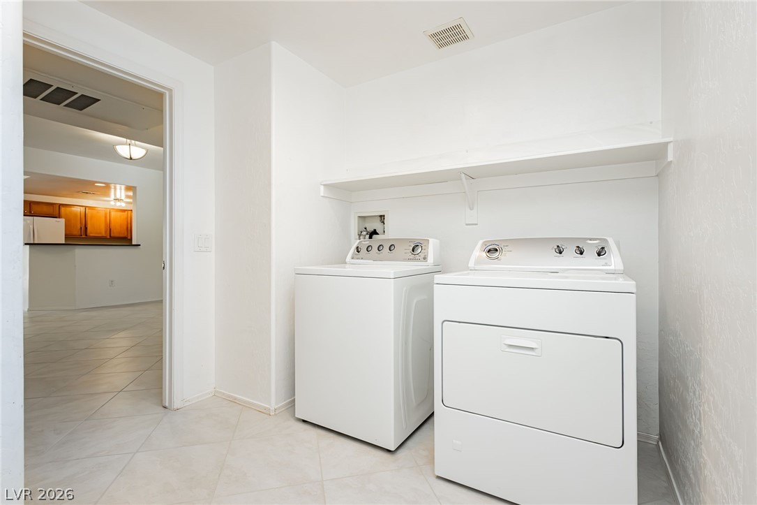 6868 Sky Pointe Drive 1084 Property Photo 20