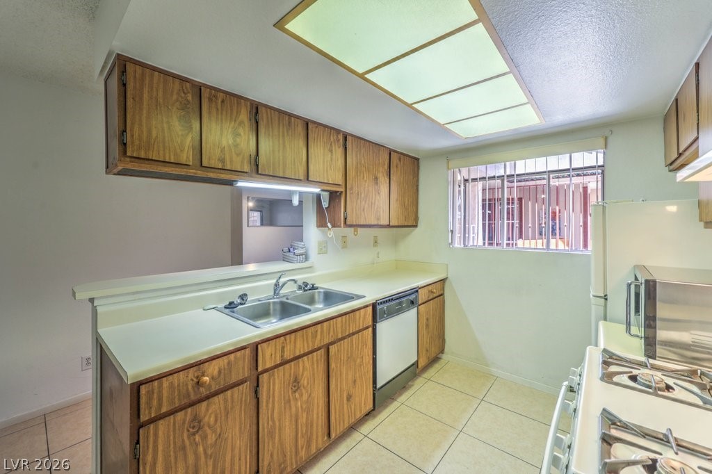 425 North Lamb Boulevard A Property Photo 12